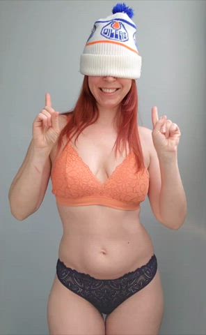 bouncing tits cute milf redhead tits gif