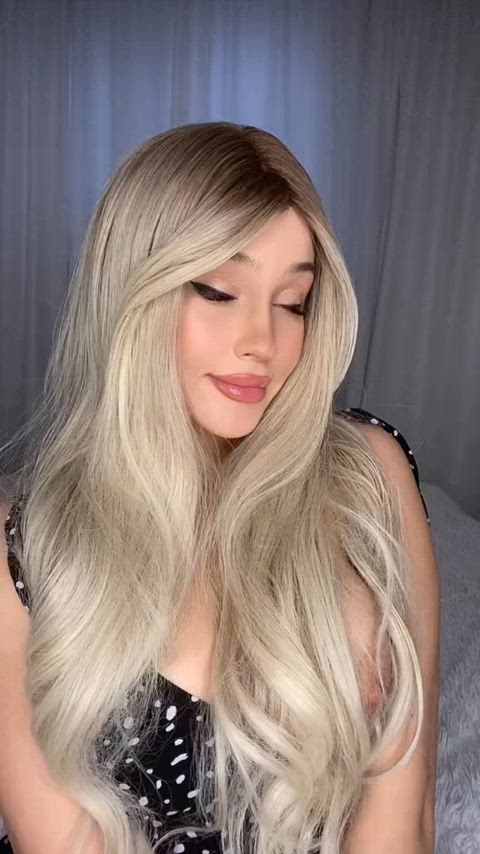 Dont know her name - tiktok nipslip boob flashing. Check my tiktok likes (juanmomo45)