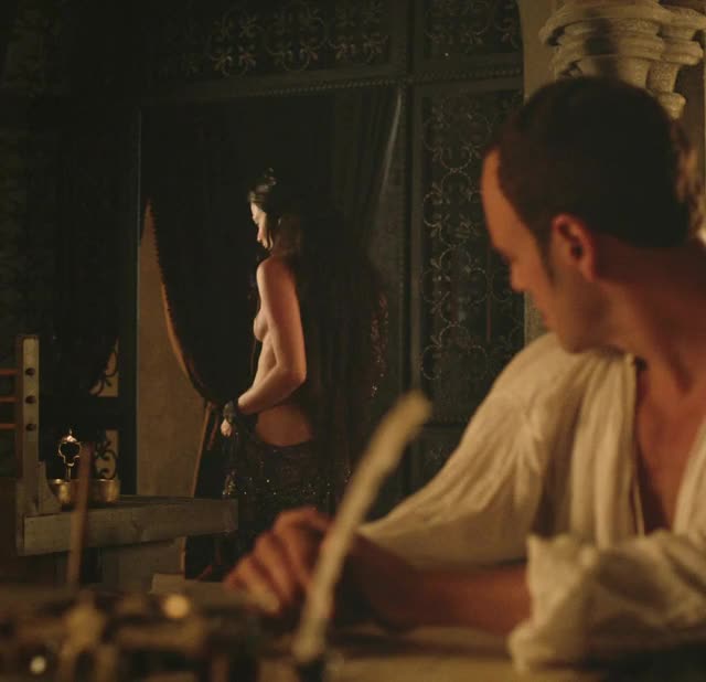 Lara Pulver in 'Da Vinci's Demons' [S01E03]