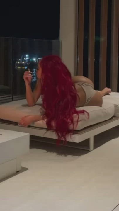 Saweetie showing off her ass