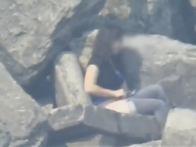 Fucking among the rocks