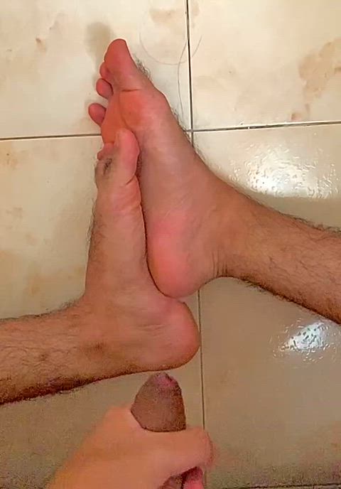 cum cum on feet cumshot feet feet fetish gay hairy hairy cock latino onlyfans gif