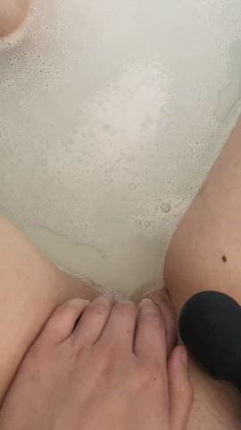 Need someone to join me, got to love a nice wet pussy 💦