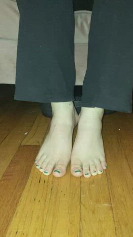 feet feet fetish foot fetish soles toes gif