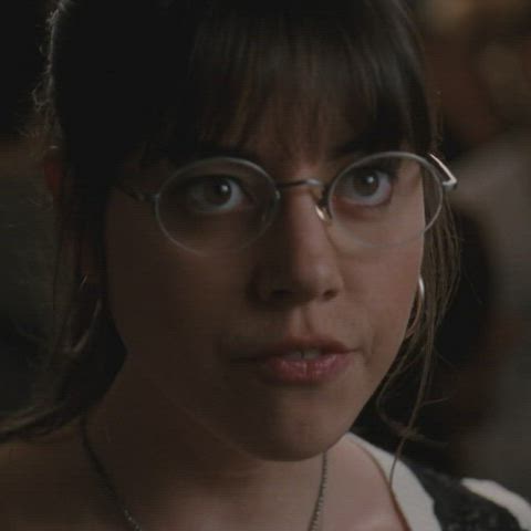 aubrey plaza celebrity female glasses gif