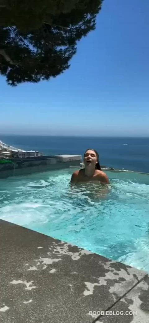 boobs gabbie carter shaking gif