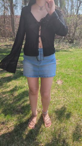 It's finally warm enough for me to enjoy outside! [f]