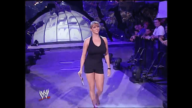 Stephanie mcmahon 7/10/2003