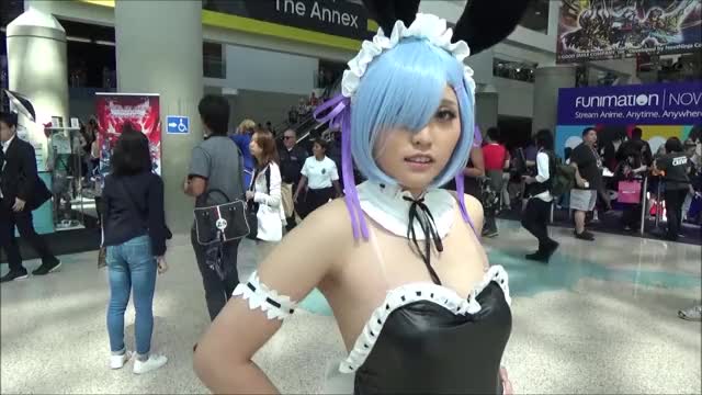 lewd cosplay