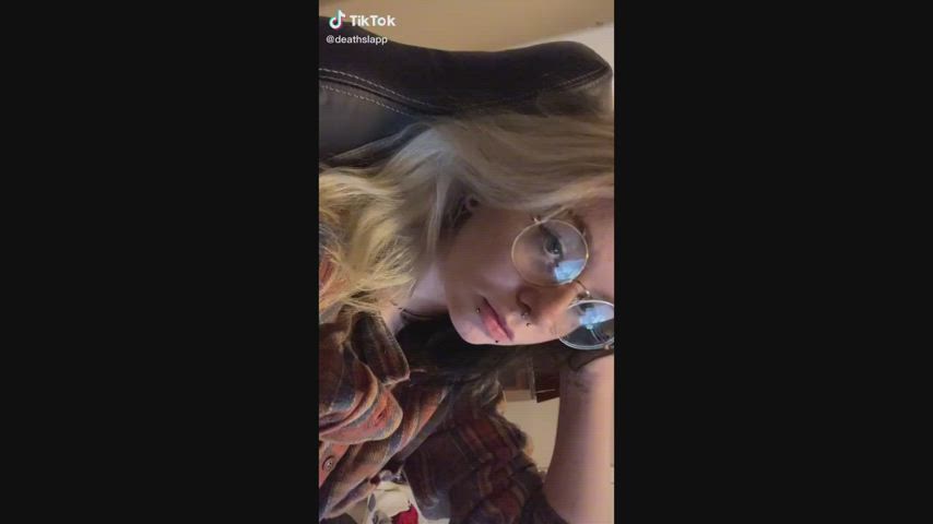 TikTok girls love sucking and fucking BBC