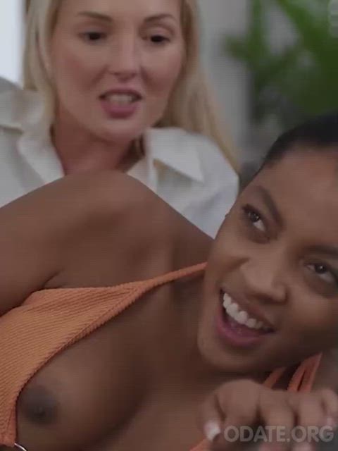 blonde creampie ebony fucking machine futanari interracial lesbians gif