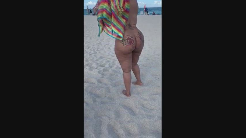 big tits bubble butt ebony hourglass thick gif