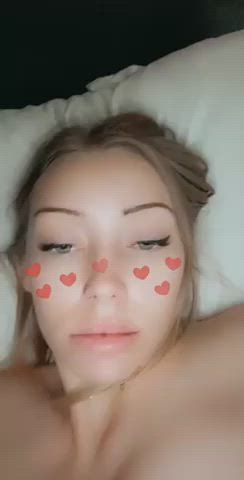 pussy lips peeking