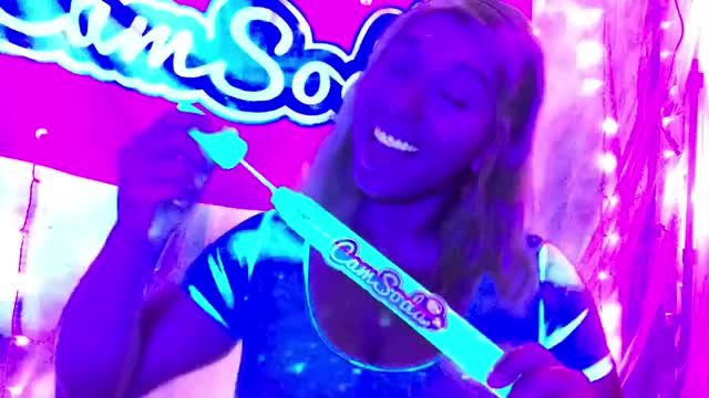 WATCH THIS NEON GIRL SO SEXXXY??⚡️⚡️?? OF