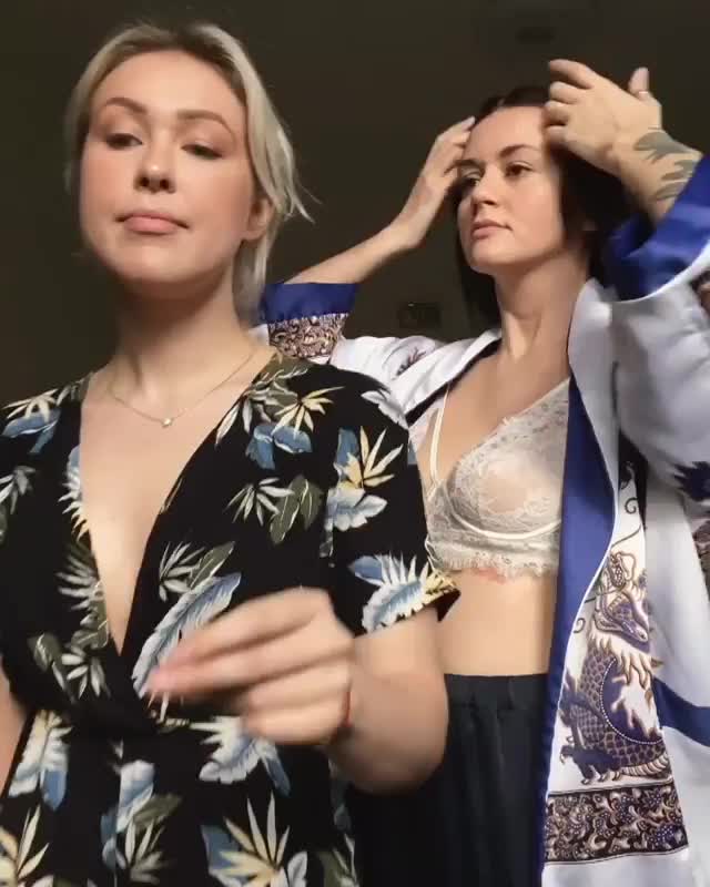 Tits slap