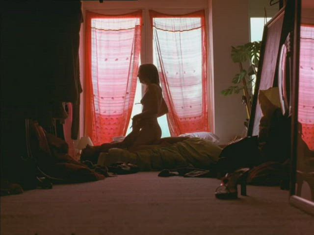 [Ass] [Topless] Melanie Gutteridge in 'G:MT – Greenwich Mean Time' (1999) (27 years
