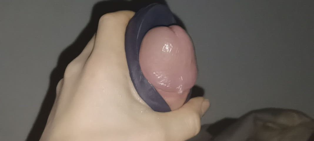 precum leaking while using this Hot octopus vibrator