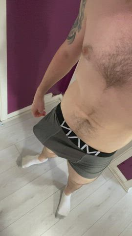 RedGIFsbulge and reveal