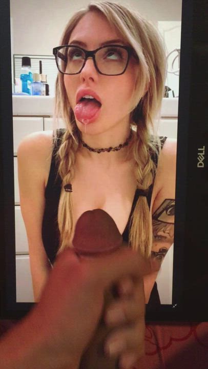 She’s looking so hot with her tongue out