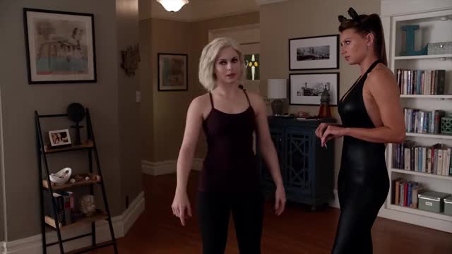 iZombie Spanking