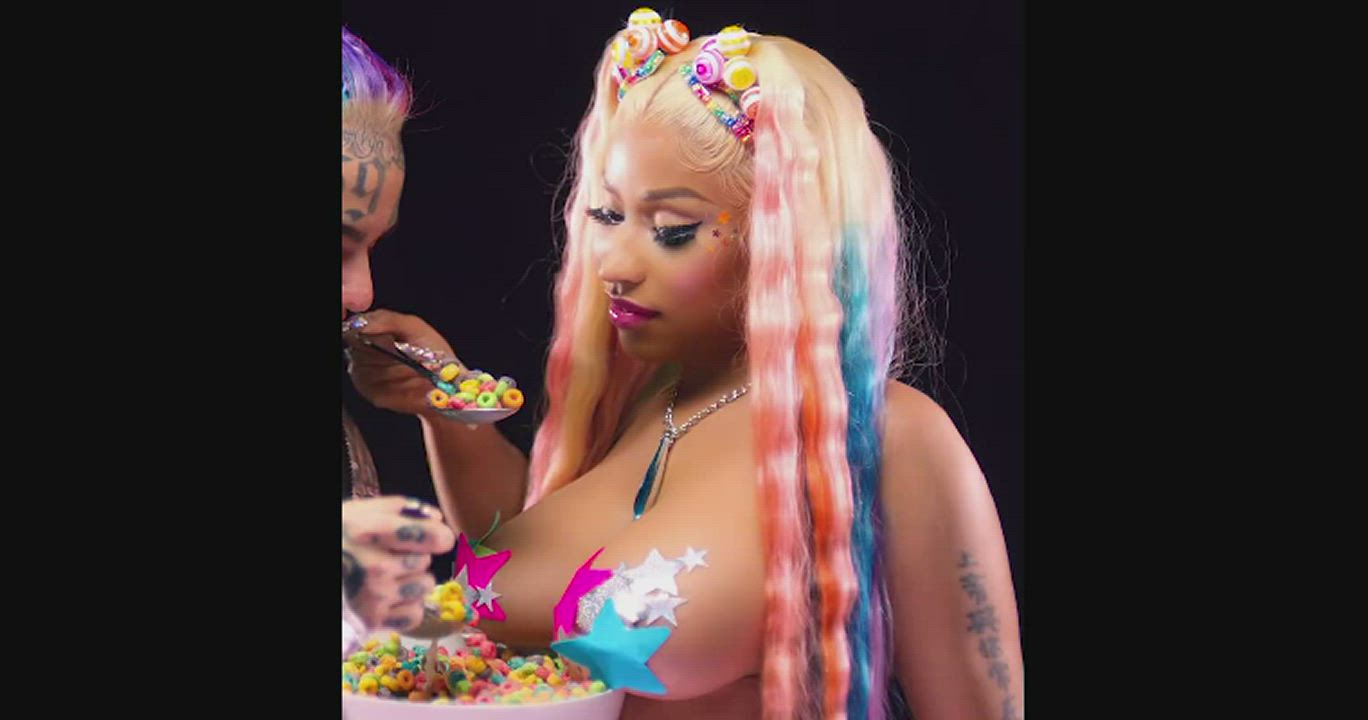 Big Tits Boobs Celebrity Ebony Food Fetish Nicki Minaj Tits gif