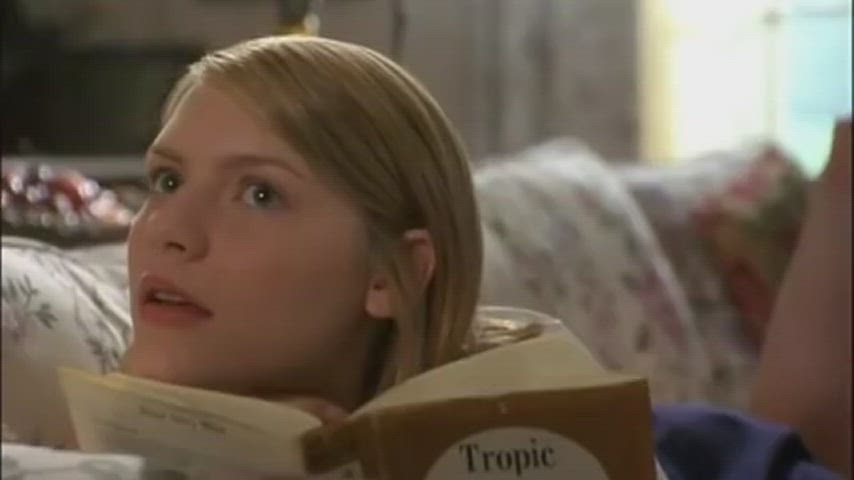 claire danes feet sexy gif