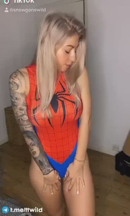 Big Ass Big Tits Blonde Cosplay gif