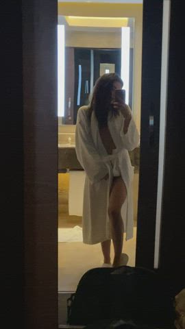 2000s porn arab bathroom erotic mirror muslim onlyfans tease towel gif