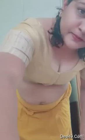 bhabi big tits boobs desi milf natural tits gif