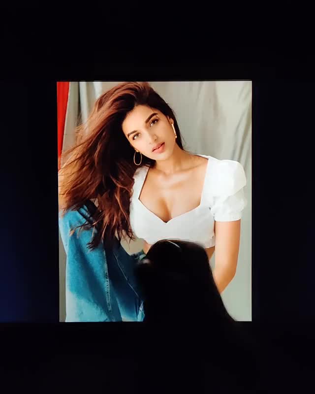 Nidhhi Agerwal (Cum Tribute)