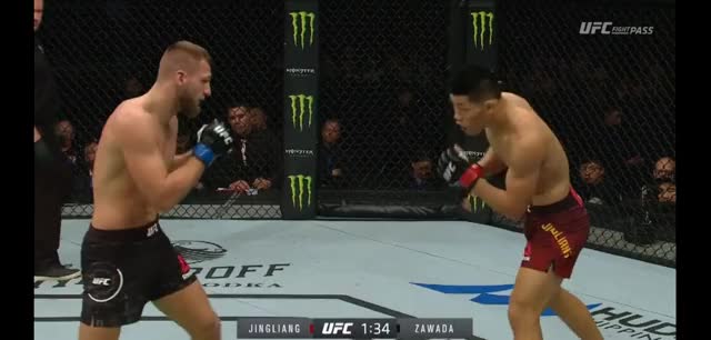 Jingliang |Zawada| Poor resets after power side low kicks