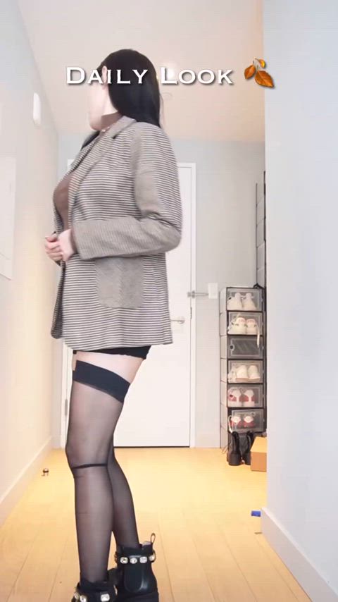 korean solo stockings gif