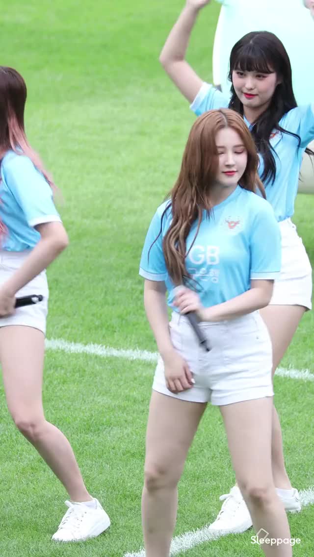 Momoland - Nancy 190526 7