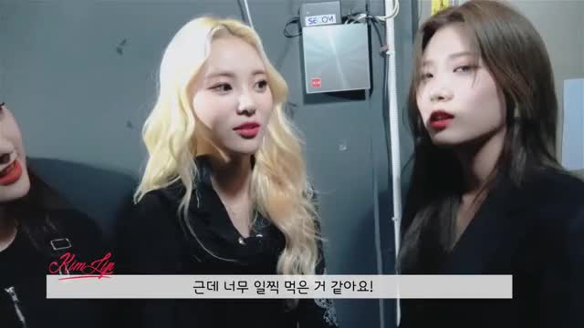 181208 이달의소녀탐구 #452 (LOONA TV #452) 1