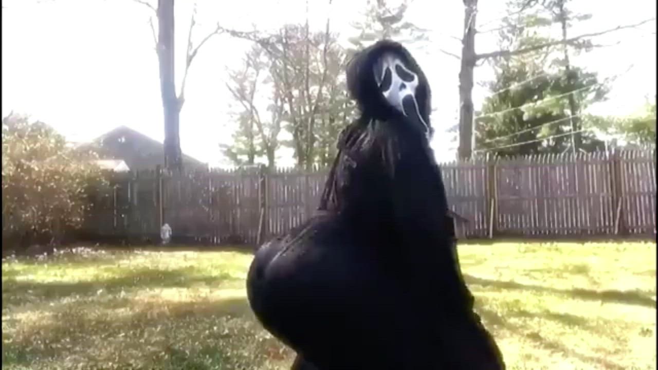 Ghostface Twerking