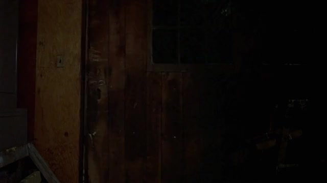 Friday-the-13th-1980-GIF-01-21-03-voorhees-peekaboo