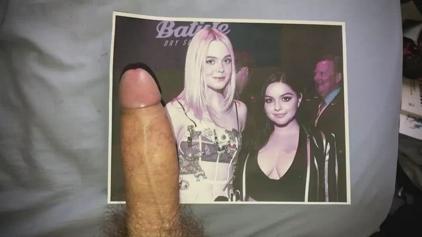 Elle Fanning &amp; Ariel Winter