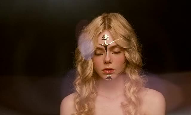 elle fanning