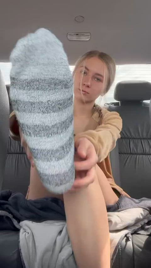 cum on feet dirty feet feet feet fetish feet licking feet sucking gif