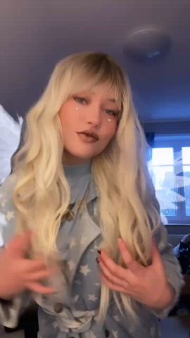 animation babe tiktok gif