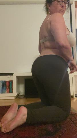Would you bend over a 40 year old mommy of two? Asking for me.