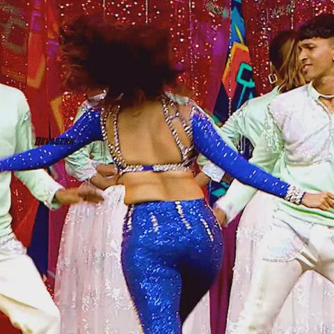 Post #2 of mrunal booty thakur performance , im gonna jerk off so hard for this dusky