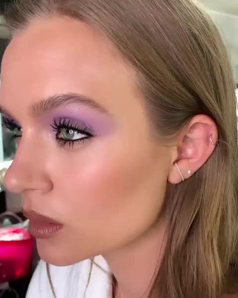 Josephine Skriver gif