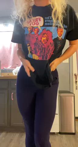 amateur big ass chubby curvy milf pawg strip twerking white girl gif