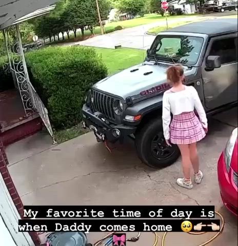 18 Years Old Age Gap Daddy Daughter Step-Dad Step-Daughter Teen r/DDlg gif