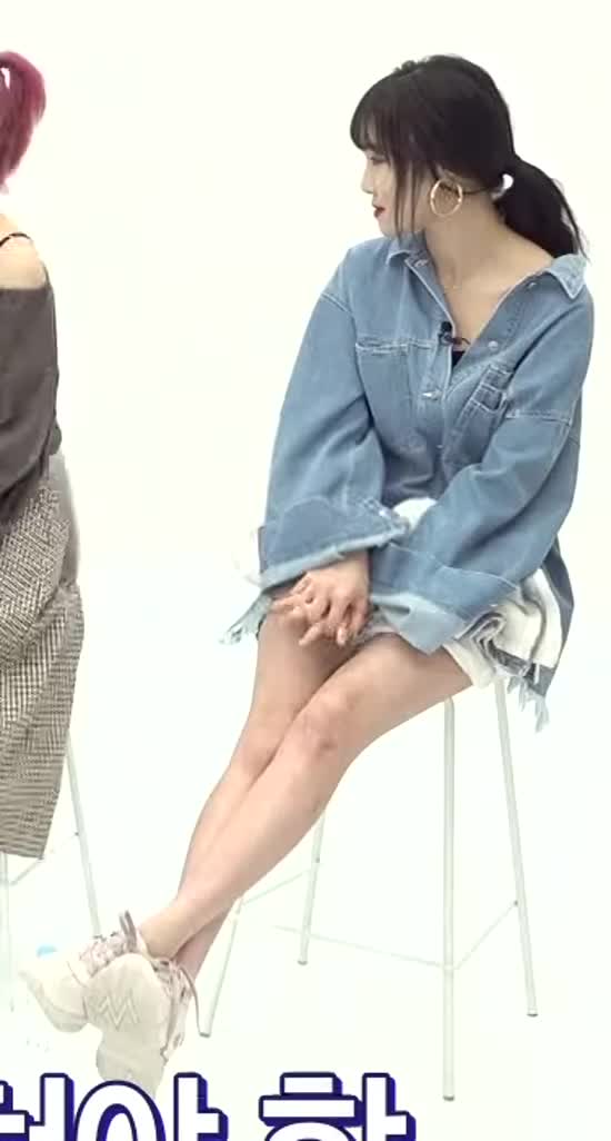 200306 Gfriend Yuju 8