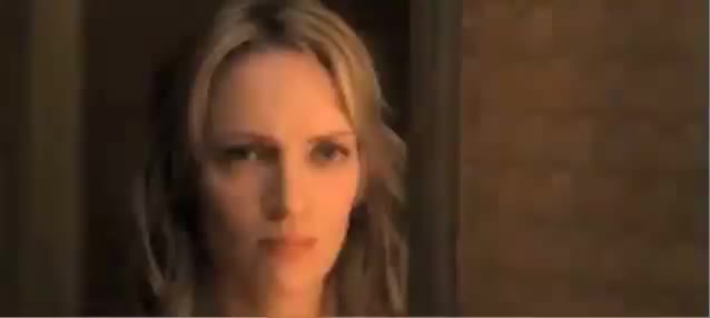 Uma Thurman gif