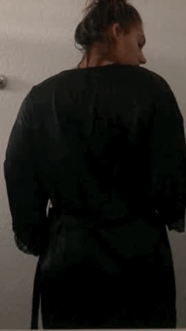 Big Ass OnlyFans Robe gif