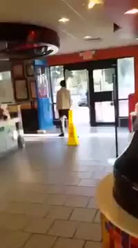 ripsave - Man punched police woman and get tasered