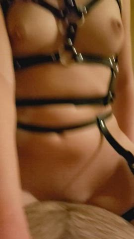 amateur natural tits onlyfans riding tits goth-girls gif